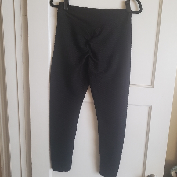 Booty Leggings - Picture 3 of 5